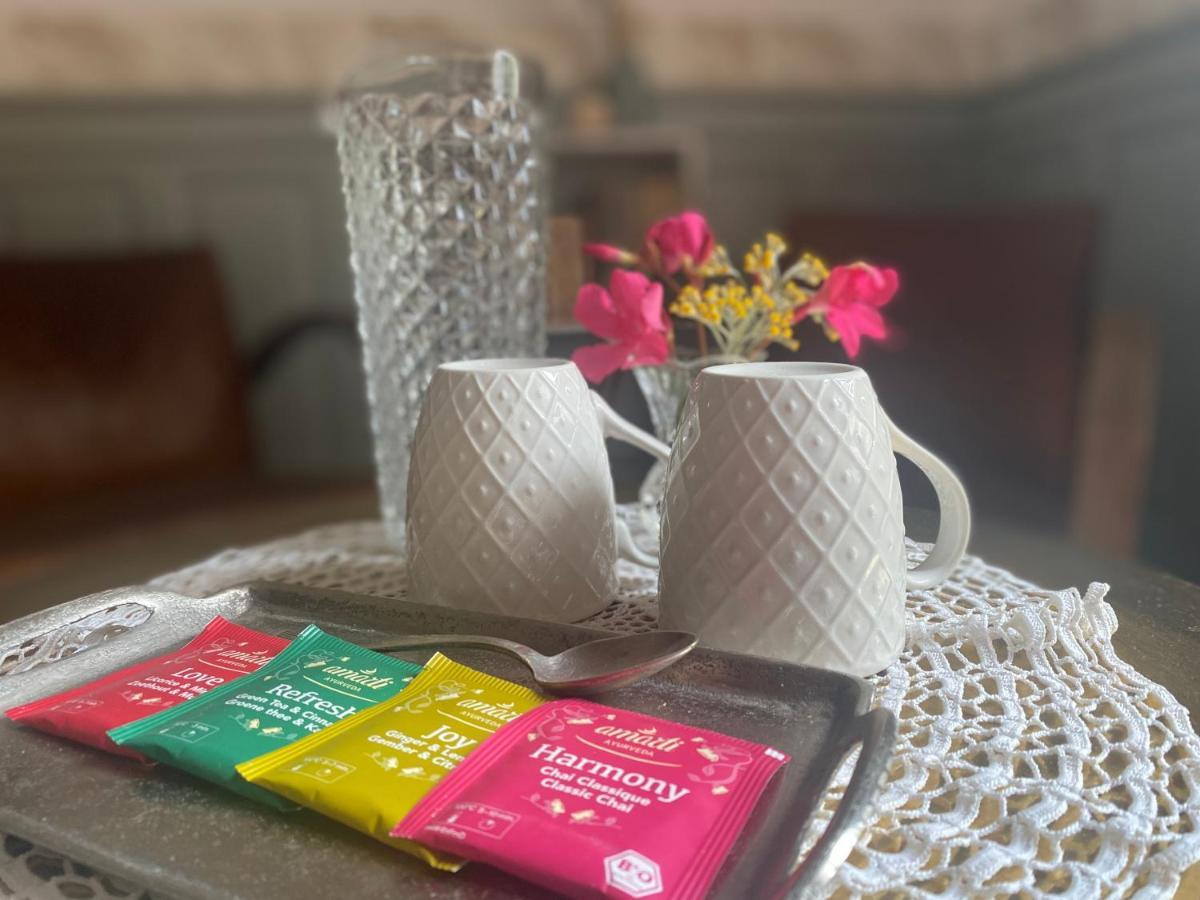 Le Jardin Hotel Aspiran Bagian luar foto
