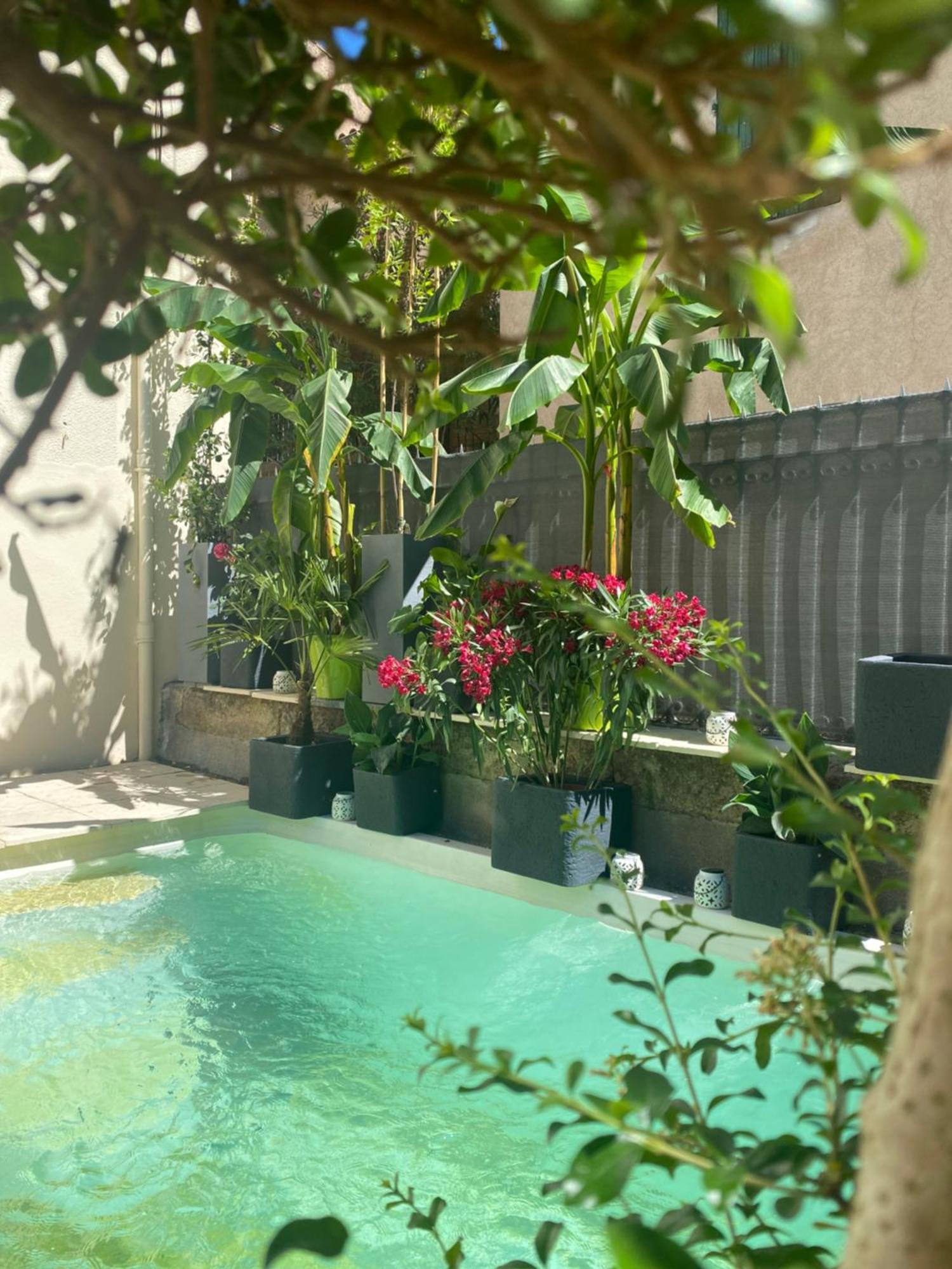 Le Jardin Hotel Aspiran Bagian luar foto